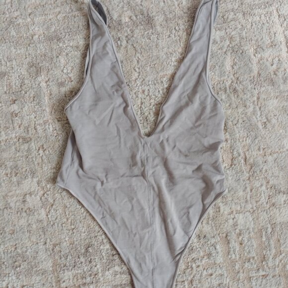 Skims Other - NEW Skims washed jersey plunge brief bodysuit Size S/M